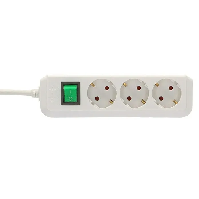 Produžni kabel s utičnicama