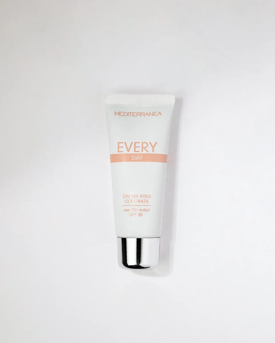 EVERYDAY CREMA VISO COLORATA SPF20