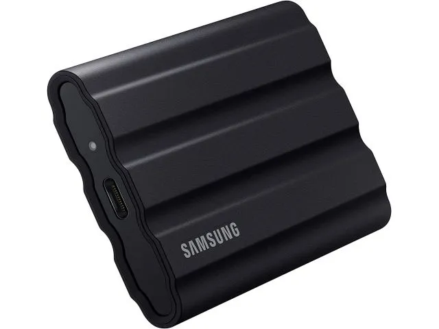 Eksterni SSD disk, 4 TB, SAMSUNG T7 Shield, USB 3.2 Gen 2 (USB Type-C), crni, MU-PE4T0S
